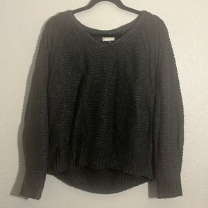 UNIVERSAL THREAD sweater